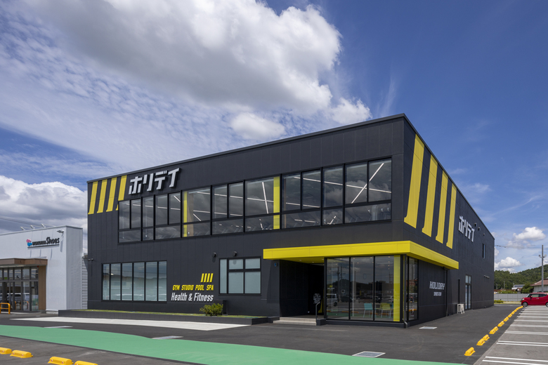 【広島県東広島市】某スポーツクラブ東広島店 写真