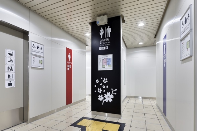 旅客トイレ